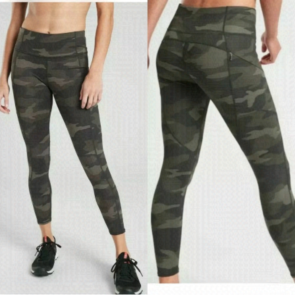 Athleta Sz XS Camo Contender 7/8 Tight Leggings Green 405480-02 Women